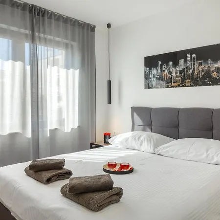 With Parking Space Novigrad - 24561 * Karpinjan