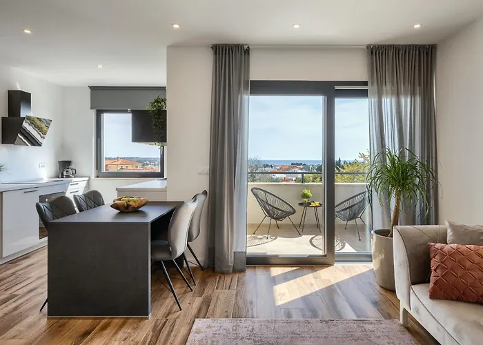 Appartement With Parking Space Novigrad - 24561 Karpinjan